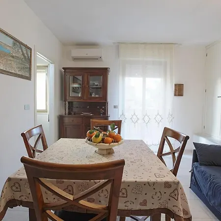 Casa Faro Piano Terra Apartment *